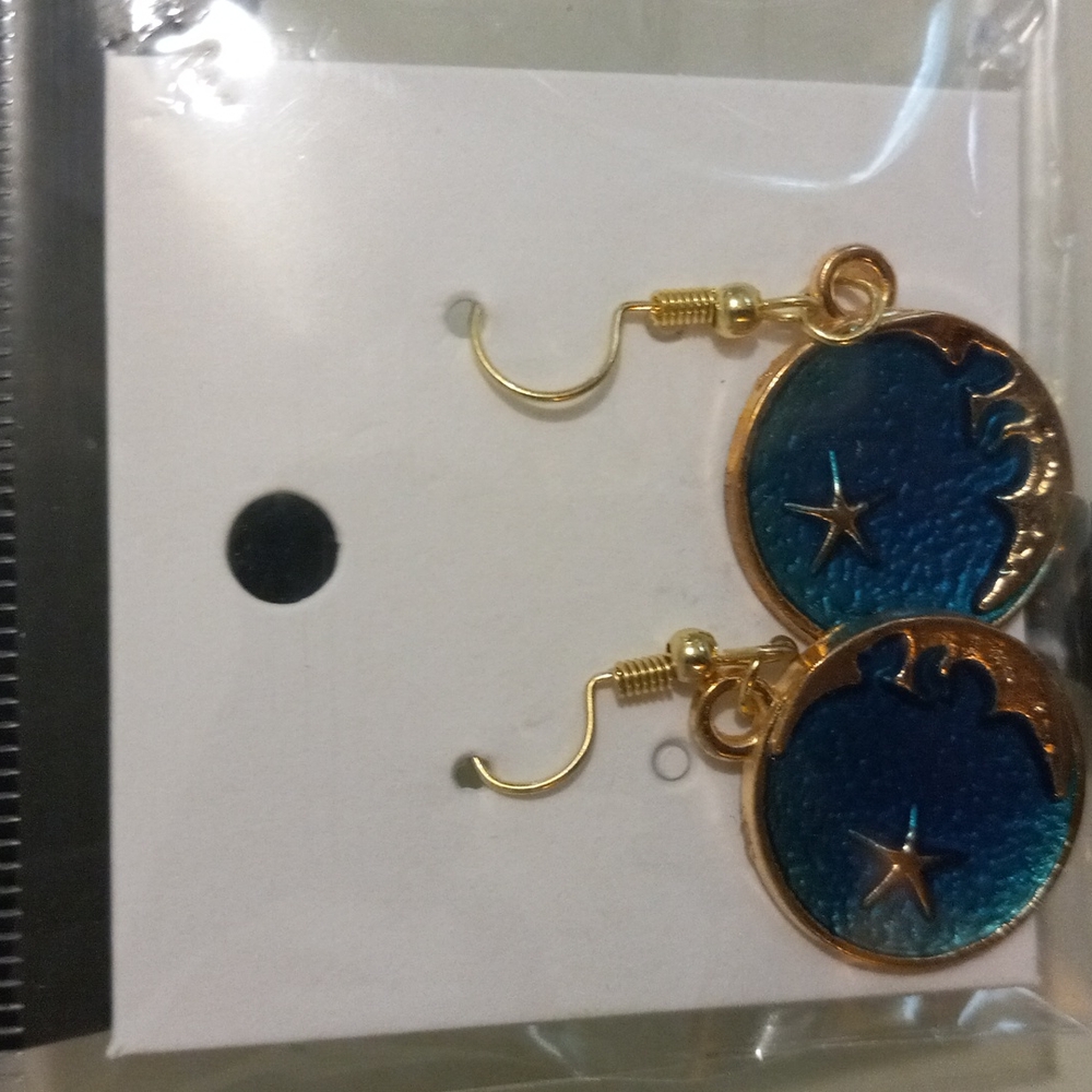 NIPkg Gorgeous Moon Face w Star in Shimmering Midnight Blue Sky